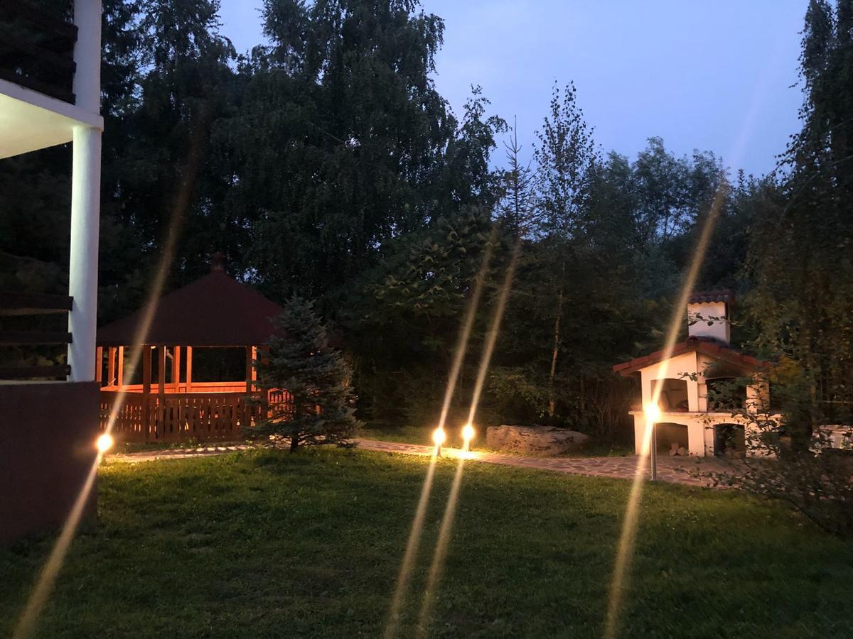 Privilegio 148 Sambata Sîmbăta de Sus Екстериор снимка